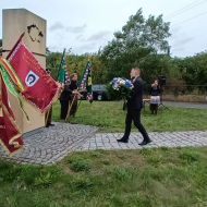Hejtman Plzeňského kraje Rudolf Špoták pokládá kytici k Památníku vyhnání českých občanů z českého pohraničí, Plzeň 26.9.2024