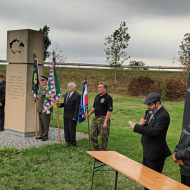 Zástupce Českého svazu bojovníků za svobodu Plzeň zahajuje mítink u Památníku vyhnání českých občanů z českého pohraničí, Plzeň 26.9.2024