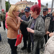 Kateřina Konečná při setkání s občany v Klatovech