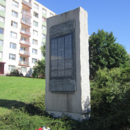 Památník obětem britsko-amerického náletu na Plzeň v městské části Doubravka v Plzni